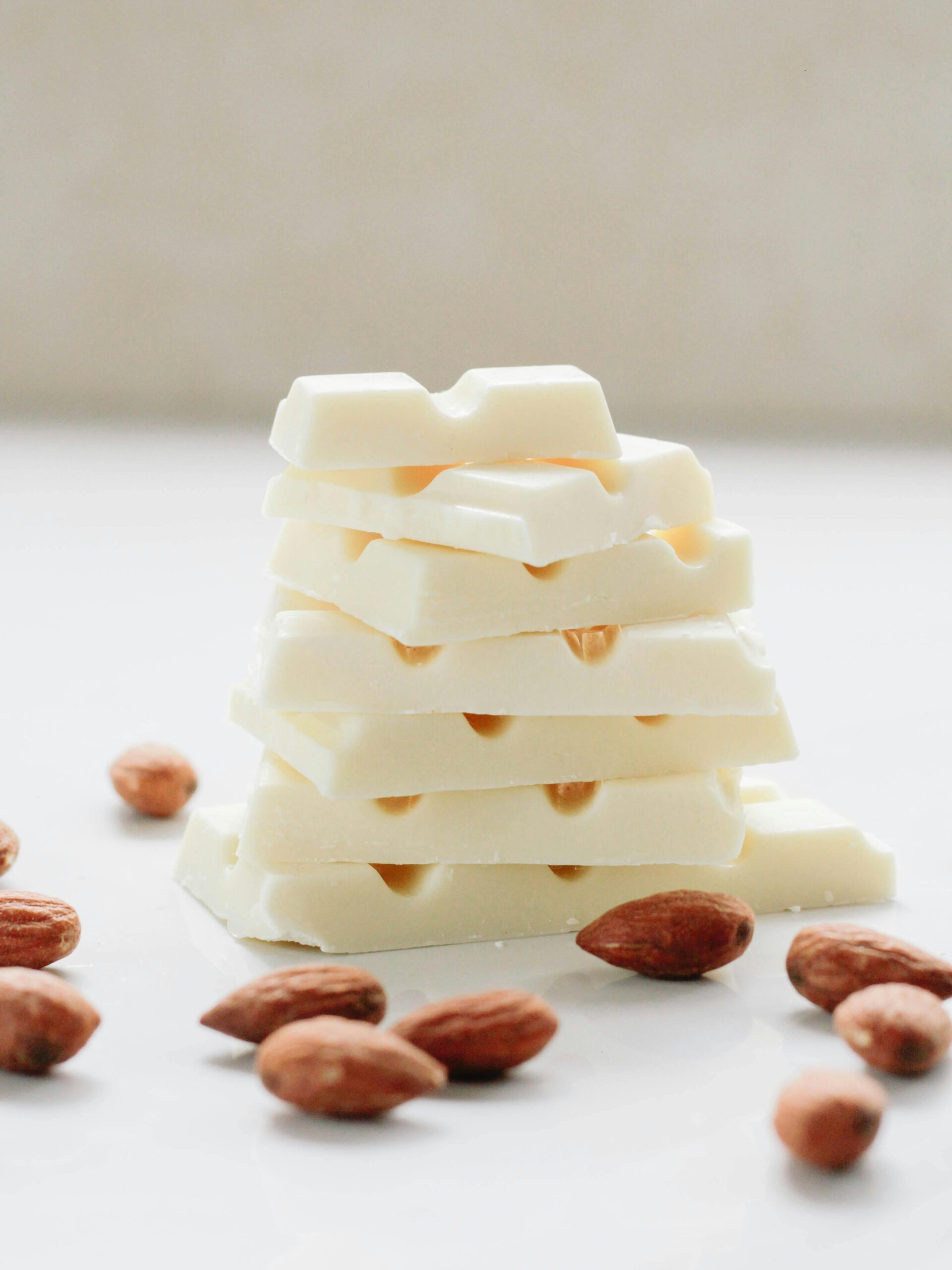 Delicious white chocolate stacked with almonds for a gourmet treat